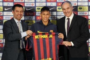 "Santos bana Barcelona ile g&ouml;r&uuml;şme izni verdi"