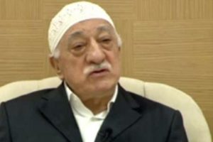 G&uuml;len'den 'kimsin sen' davası