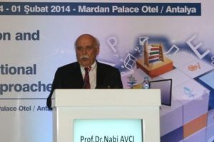 &Ouml;zel okuldaki &ouml;ğrencilere de ders kitapları &uuml;cretsiz