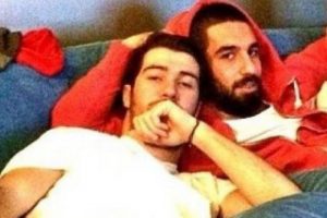Oğulcan'dan Arda Turan'a doğum g&uuml;n&uuml; mesajı...