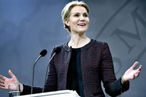 Danimarka'da koalisyonda &ccedil;atlama