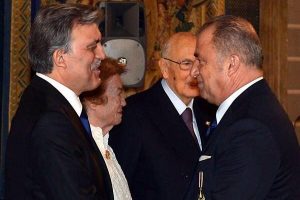 Terim Cumhurbaşkanı G&uuml;l ile yemeğe katıldı