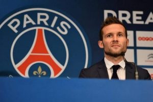 Paris Saint Germain Cabaye'ı basına tanıttı
