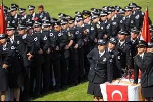 Polis sınavlarında b&uuml;y&uuml;k skandal
