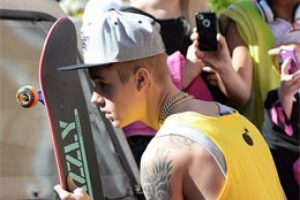 Justin Bieber yeniden g&ouml;zaltına alındı