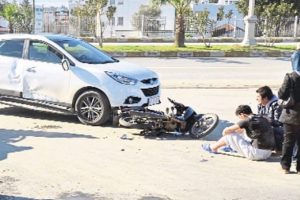 Kaza yaptı ama motoru bırakmadı
