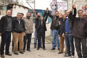 Bursa'da mahalleliden ilgin&ccedil; tepki