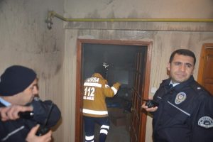 Yalnız yaşayan eski futbolcu yanarak &ouml;ld&uuml;