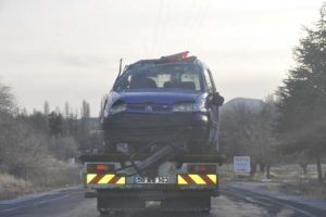 Askeri ara&ccedil; kaza yaptı: 5 yaralı