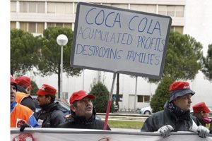 Coca Cola iş&ccedil;ileri greve gidiyor