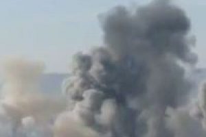 Suriye'de camiye varil bombalı saldırı