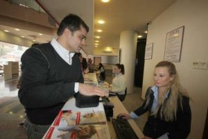 SGK, hastasını "avu&ccedil; i&ccedil;inden" tanıyor