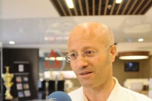 "Aşırı &ouml;zg&uuml;venin sebebi &ouml;zg&uuml;ven eksikliğidir"