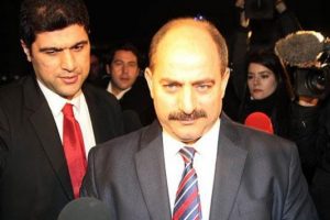 Savcı &Ouml;z'&uuml;n kız kardeşini de işten &ccedil;ıkarttılar iddiası