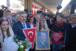 Atat&uuml;rk'&uuml;n Aydın'a gelişi kutlandı