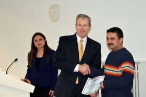 İlk u&ccedil;ak bakım eğitimi birinci d&ouml;nemini tamamladı