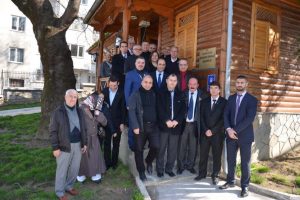 "Muhtarlar, belediye ve vatandaş arasında g&uuml;&ccedil;l&uuml; bir bağdır"