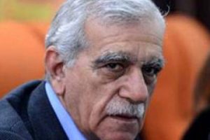 Ahmet T&uuml;rk, G&uuml;neydoğu'da &ouml;zerklik istedi
