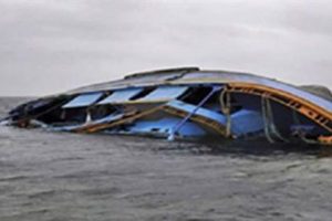 Bangladeş'te tekne battı: 11 &ouml;l&uuml;