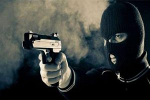 Bankada b&uuml;y&uuml;k soygun