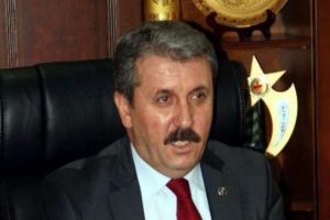 "Hz. İbrahim'e su taşıyan karınca gibi olmalıyız"
