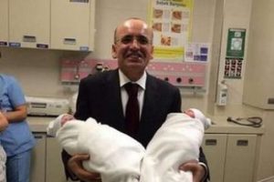 İşte Bakan Şimşek'in ikizlerinin ismi