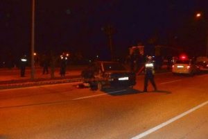 Otomobil ref&uuml;je &ccedil;arptı: 1 &ouml;l&uuml;, 1 yaralı