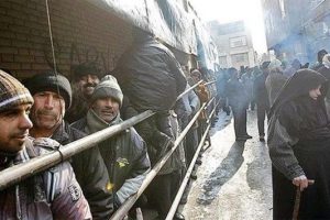 7 milyon İranlı gıda kuyruğunda