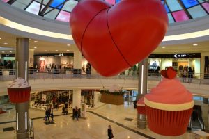 Carrefour Bursa Alışveriş Merkezi Sevgililer G&uuml;n&uuml;'ne Hazır