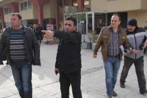 Gurbette kazandığını hırsızlara kaptırdı