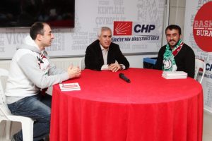 Bursaspor taraftarları Bozbey'i ziyaret etti