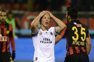 Kuyt Brezilya'da nokta koyacak!