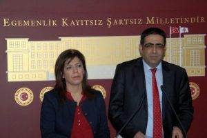 BDP demokratikleşme &ouml;nerilerini a&ccedil;ıkladı