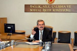 "İnternet d&uuml;zenlemesi toplumun huzuru i&ccedil;in"