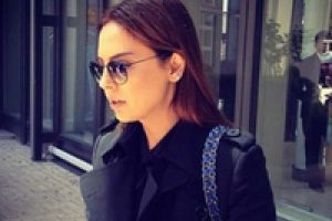 Ebru G&uuml;ndeş eşini cezaevinde ziyaret etti