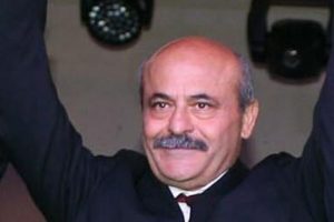 AK Parti kurucusu CHP'ye ge&ccedil;ti