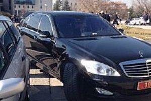Bozdağ'ın aracı kaza yaptı!