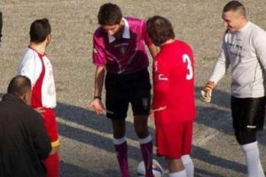 Skandal! Kendi kalelerine 8 gol attılar!