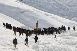 Kayıp İranlıların 2'sinin cesedine ulaşıldı