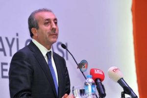"İş adamının u&ccedil;ağıyla umre iddiası yalan"