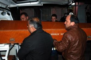 Anne ve kızı evde &ouml;l&uuml; bulundu