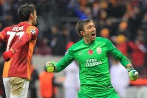 Galatasaray'da Muslera i&ccedil;in şok iddia!