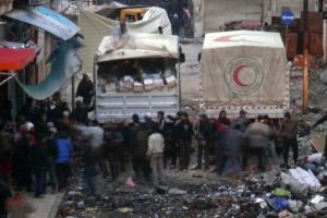 Humus'ta yardım konvoyuna saldırı