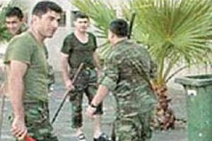 Erlerden komutanlarına b&uuml;y&uuml;k şok!