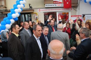 DP Mudanya Belediye Başkan Adayı Can se&ccedil;im b&uuml;rosu a&ccedil;tı