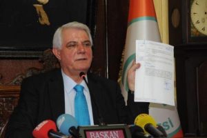 Sedef&ccedil;i, CHP'den istifa etti