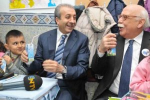Okul s&uuml;t&uuml; projesi başladı