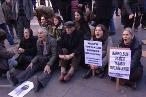 Bakanlığa y&uuml;r&uuml;mek isteyen gruba m&uuml;dahale