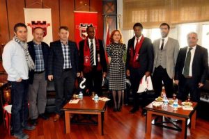 Ruanda b&uuml;y&uuml;kel&ccedil;isi Gaziantepspor'u ziyaret etti