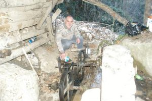 13 yıldır kendi elektriğini &uuml;retiyor
